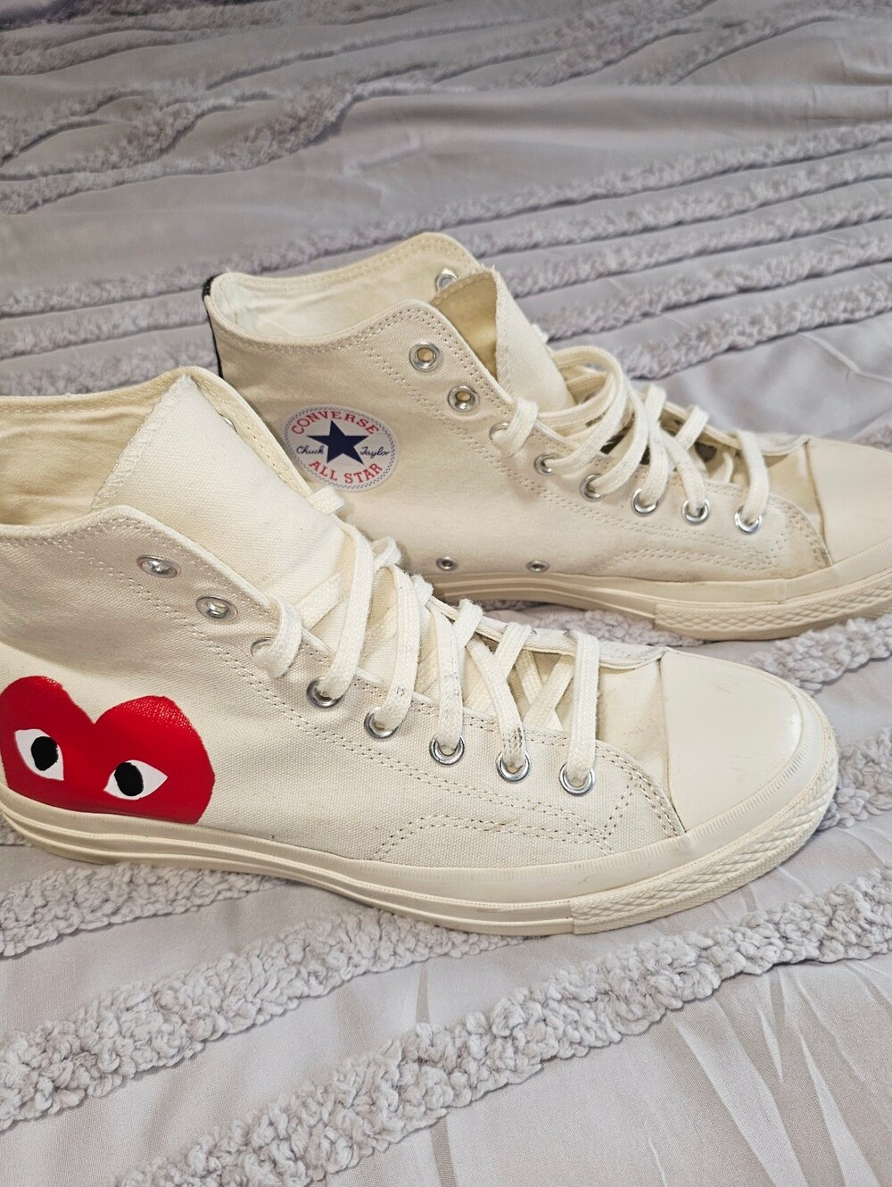 Comme des Garcons PLAY Converse Chuck 70 High Top Off White Heart Sneakers 9.5